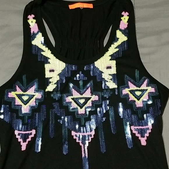 Lulumari Large sequin tank - Picture 1 of 5